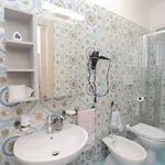 La Dea Bendata 3* Minori