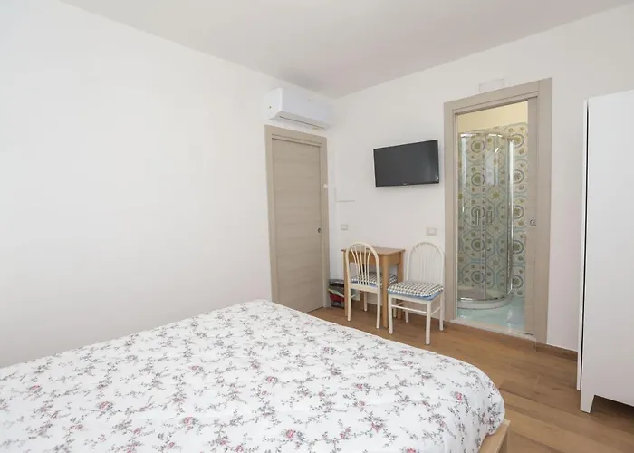 Pensionat La Dea Bendata 3*