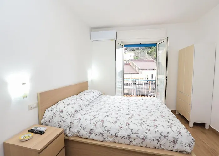 La Dea Bendata Minori